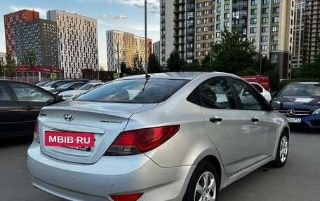 Hyundai Solaris II рестайлинг, 2013 год, 720 000 рублей, 4 фотография