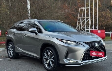 Lexus RX IV рестайлинг, 2019 год, 4 500 000 рублей, 4 фотография