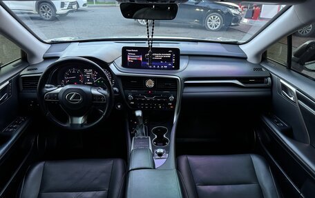 Lexus RX IV рестайлинг, 2019 год, 4 500 000 рублей, 27 фотография