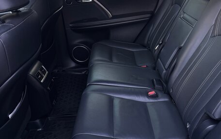 Lexus RX IV рестайлинг, 2019 год, 4 500 000 рублей, 31 фотография