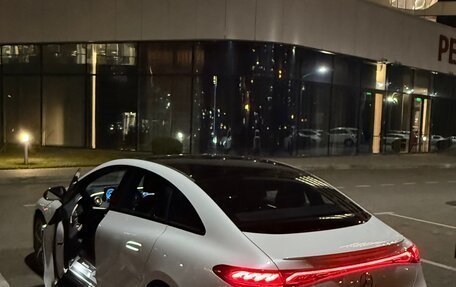 Mercedes-Benz EQE, 2022 год, 6 000 000 рублей, 3 фотография