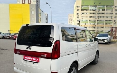 Nissan Serena II, 2001 год, 580 000 рублей, 7 фотография