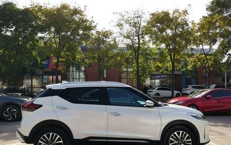 Nissan Kicks I, 2022 год, 1 500 000 рублей, 4 фотография