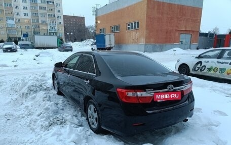 Toyota Camry, 2012 год, 2 400 000 рублей, 4 фотография
