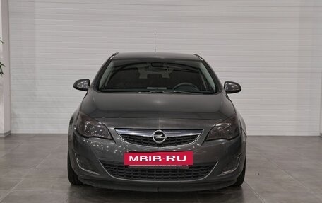 Opel Astra J, 2010 год, 650 000 рублей, 2 фотография