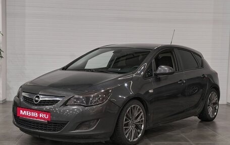 Opel Astra J, 2010 год, 650 000 рублей, 3 фотография