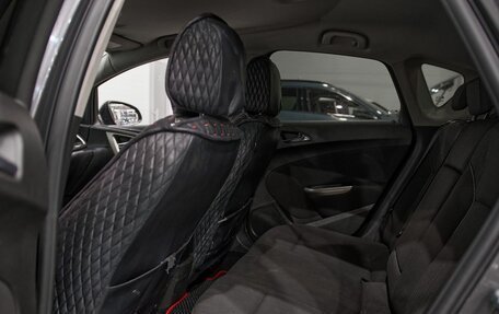 Opel Astra J, 2010 год, 650 000 рублей, 11 фотография