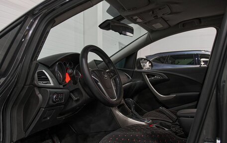 Opel Astra J, 2010 год, 650 000 рублей, 17 фотография