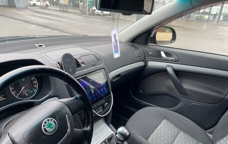 Skoda Octavia, 2011 год, 850 000 рублей, 3 фотография