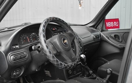 Chevrolet Niva I рестайлинг, 2011 год, 449 888 рублей, 11 фотография