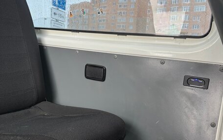 Volkswagen Transporter T5 рестайлинг, 2010 год, 1 350 000 рублей, 11 фотография