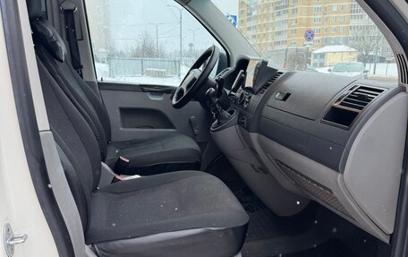 Volkswagen Transporter T5 рестайлинг, 2010 год, 1 350 000 рублей, 15 фотография