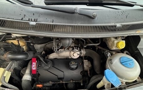 Volkswagen Transporter T5 рестайлинг, 2010 год, 1 350 000 рублей, 21 фотография