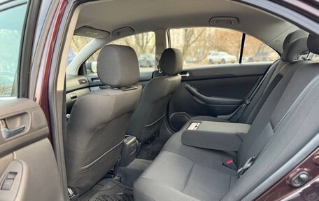 Toyota Avensis III рестайлинг, 2008 год, 835 000 рублей, 21 фотография