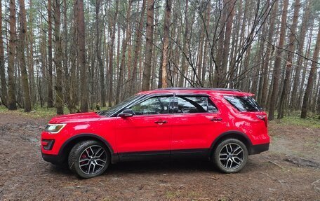 Ford Explorer VI, 2015 год, 2 180 000 рублей, 3 фотография