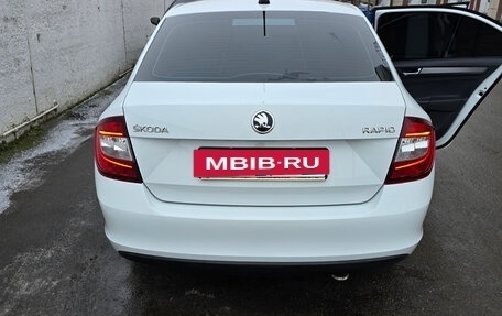 Skoda Rapid I, 2018 год, 1 300 000 рублей, 2 фотография