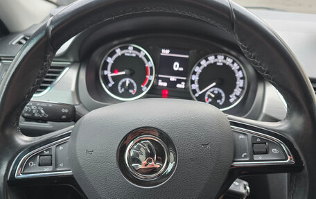 Skoda Rapid I, 2018 год, 1 300 000 рублей, 10 фотография