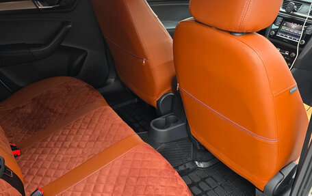 Skoda Rapid I, 2018 год, 1 300 000 рублей, 17 фотография