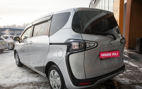 Toyota Sienta II, 2019 год, 1 397 000 рублей, 6 фотография