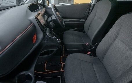 Toyota Sienta II, 2019 год, 1 397 000 рублей, 19 фотография
