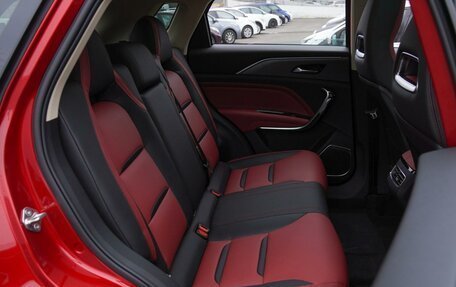 FAW Bestune T77, 2024 год, 2 150 000 рублей, 7 фотография