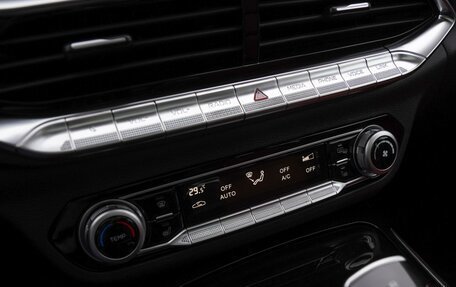 FAW Bestune T77, 2024 год, 2 150 000 рублей, 15 фотография