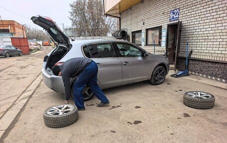 Peugeot 308 II, 2014 год, 950 000 рублей, 2 фотография