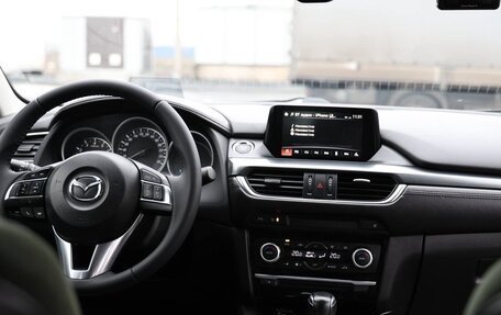 Mazda 6, 2016 год, 1 950 000 рублей, 9 фотография