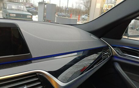 BMW 5 серия, 2018 год, 3 200 000 рублей, 22 фотография