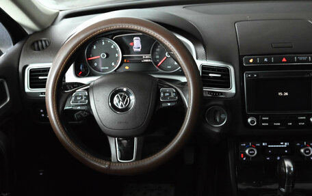 Volkswagen Touareg III, 2016 год, 2 450 000 рублей, 15 фотография