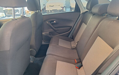 Volkswagen Polo VI (EU Market), 2013 год, 640 000 рублей, 14 фотография