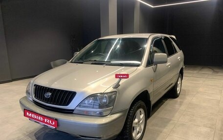 Toyota Harrier, 2000 год, 880 000 рублей, 4 фотография