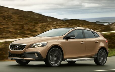 Volvo V40 Cross Country I, 2013 год, 2 070 000 рублей, 1 фотография