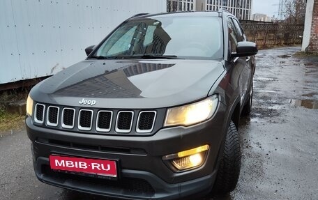 Jeep Compass II, 2018 год, 1 900 000 рублей, 1 фотография