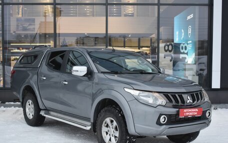 Mitsubishi L200 IV рестайлинг, 2017 год, 1 550 000 рублей, 3 фотография