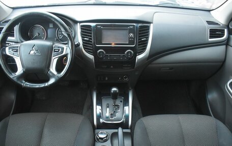 Mitsubishi L200 IV рестайлинг, 2017 год, 1 550 000 рублей, 12 фотография