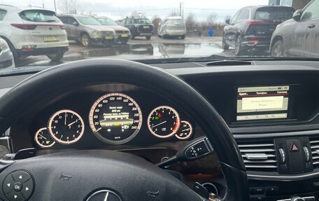 Mercedes-Benz E-Класс, 2013 год, 1 500 000 рублей, 7 фотография