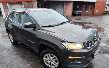 Jeep Compass II, 2018 год, 1 900 000 рублей, 7 фотография