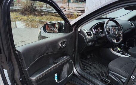 Jeep Compass II, 2018 год, 1 900 000 рублей, 9 фотография