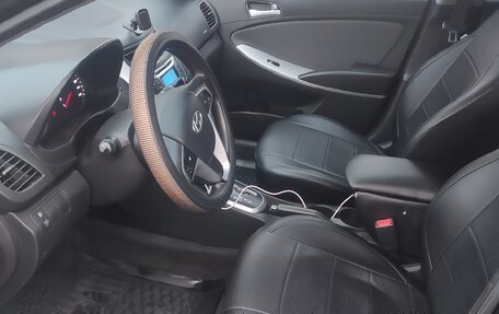 Hyundai Solaris II рестайлинг, 2013 год, 768 000 рублей, 9 фотография