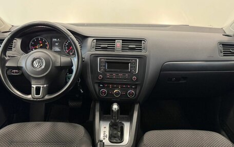 Volkswagen Jetta VI, 2014 год, 1 267 000 рублей, 16 фотография