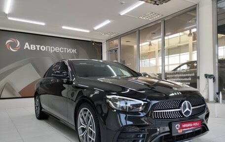 Mercedes-Benz E-Класс, 2020 год, 4 150 000 рублей, 1 фотография