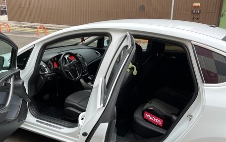 Opel Astra J, 2013 год, 1 200 000 рублей, 9 фотография