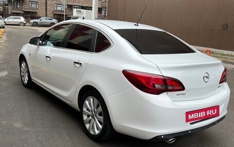 Opel Astra J, 2013 год, 1 200 000 рублей, 8 фотография