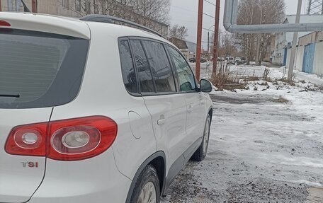 Volkswagen Tiguan I, 2011 год, 880 000 рублей, 6 фотография