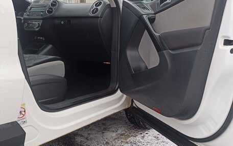 Volkswagen Tiguan I, 2011 год, 880 000 рублей, 8 фотография