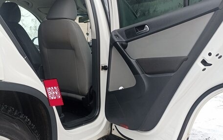 Volkswagen Tiguan I, 2011 год, 880 000 рублей, 7 фотография