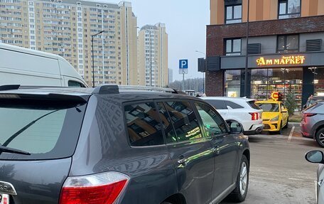 Toyota Highlander III, 2012 год, 2 000 000 рублей, 5 фотография