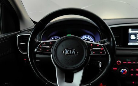 KIA Sportage IV рестайлинг, 2018 год, 2 049 000 рублей, 10 фотография