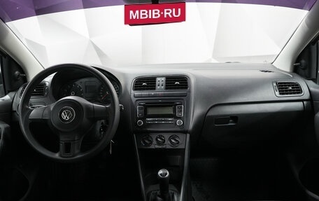 Volkswagen Polo VI (EU Market), 2011 год, 550 000 рублей, 9 фотография